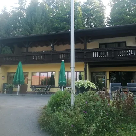 Schachten